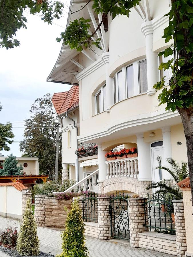 Rita Apartman Siofok Luaran gambar